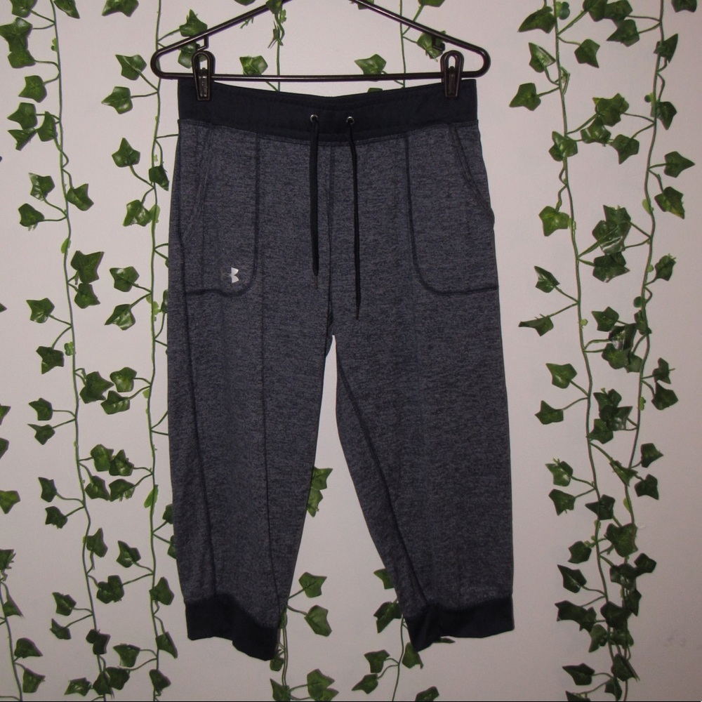 Under armor capri joggers
